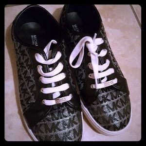 Michael Kors shoes Size 5